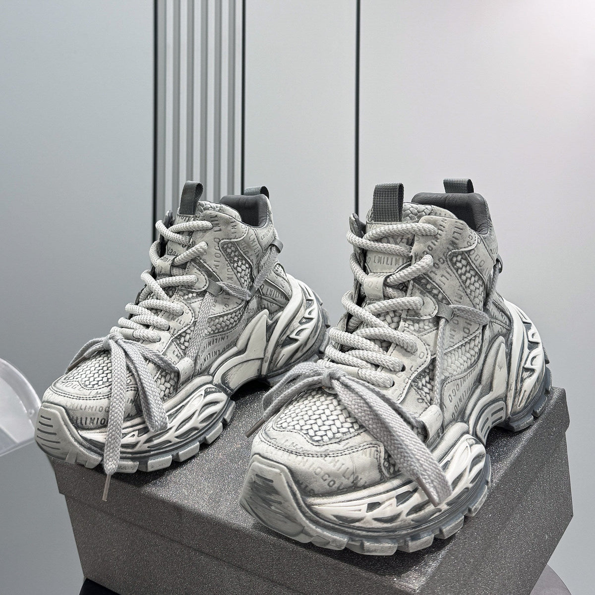 Embroidery Rope Lace Sneaker Boots