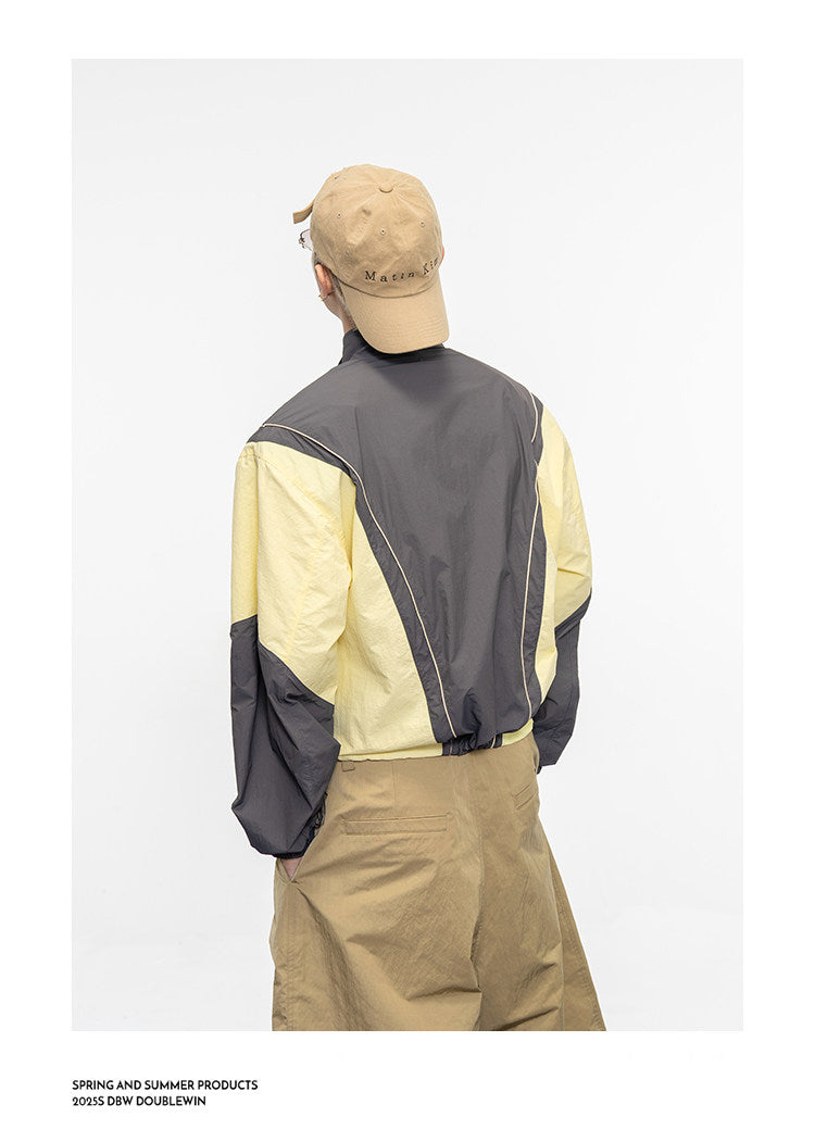Jacket with removable shoulder pads