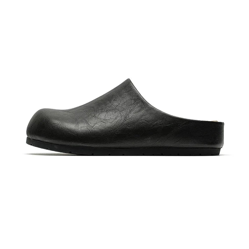 Minimalist Closed‑Toe Lounge Clogs