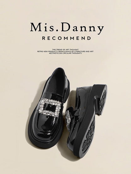 Round-Toe Platform PU Leather Loafers