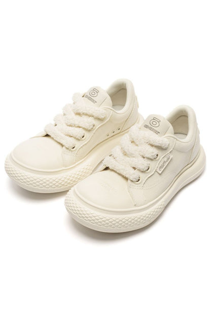 Canvas Low White Sneakers
