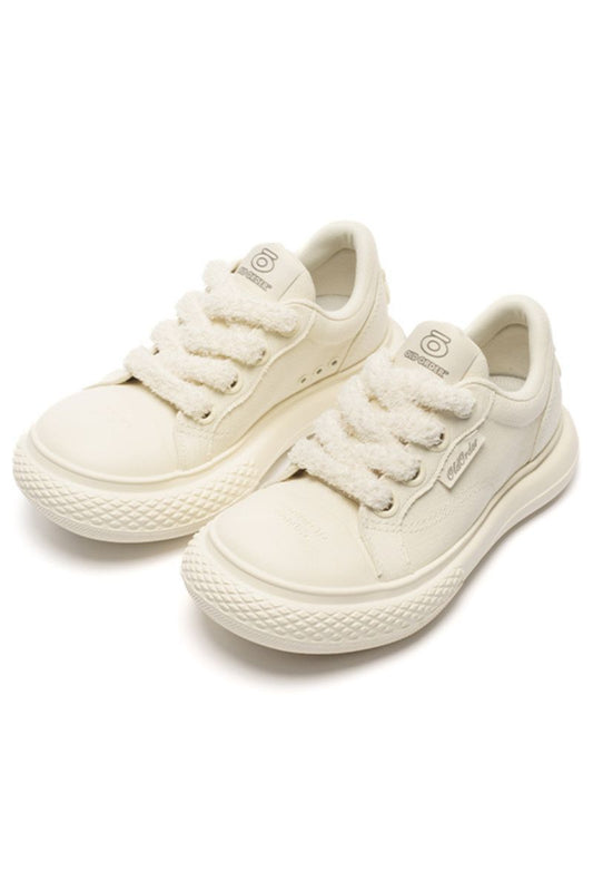 Canvas Low White Sneakers