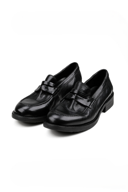 Low Profile Trainer Sneakers