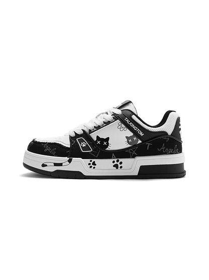 Anime Cat Graphic Low-Top Sneakers