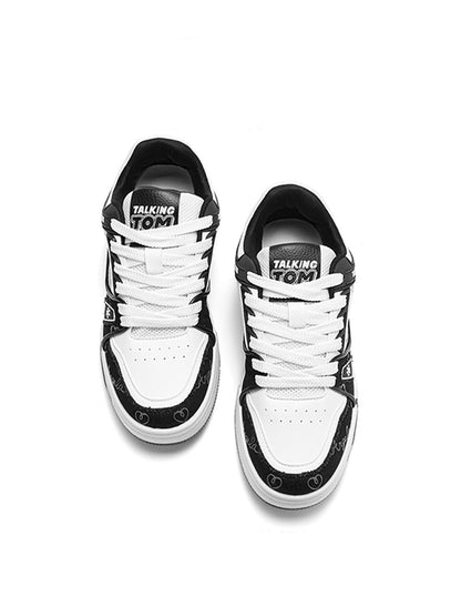 Anime Cat Graphic Low-Top Sneakers