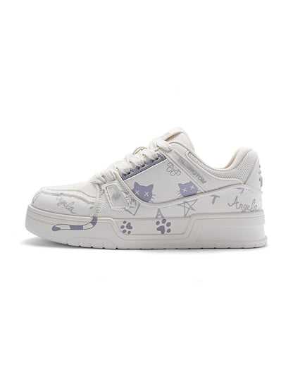 Anime Cat Graphic Low-Top Sneakers