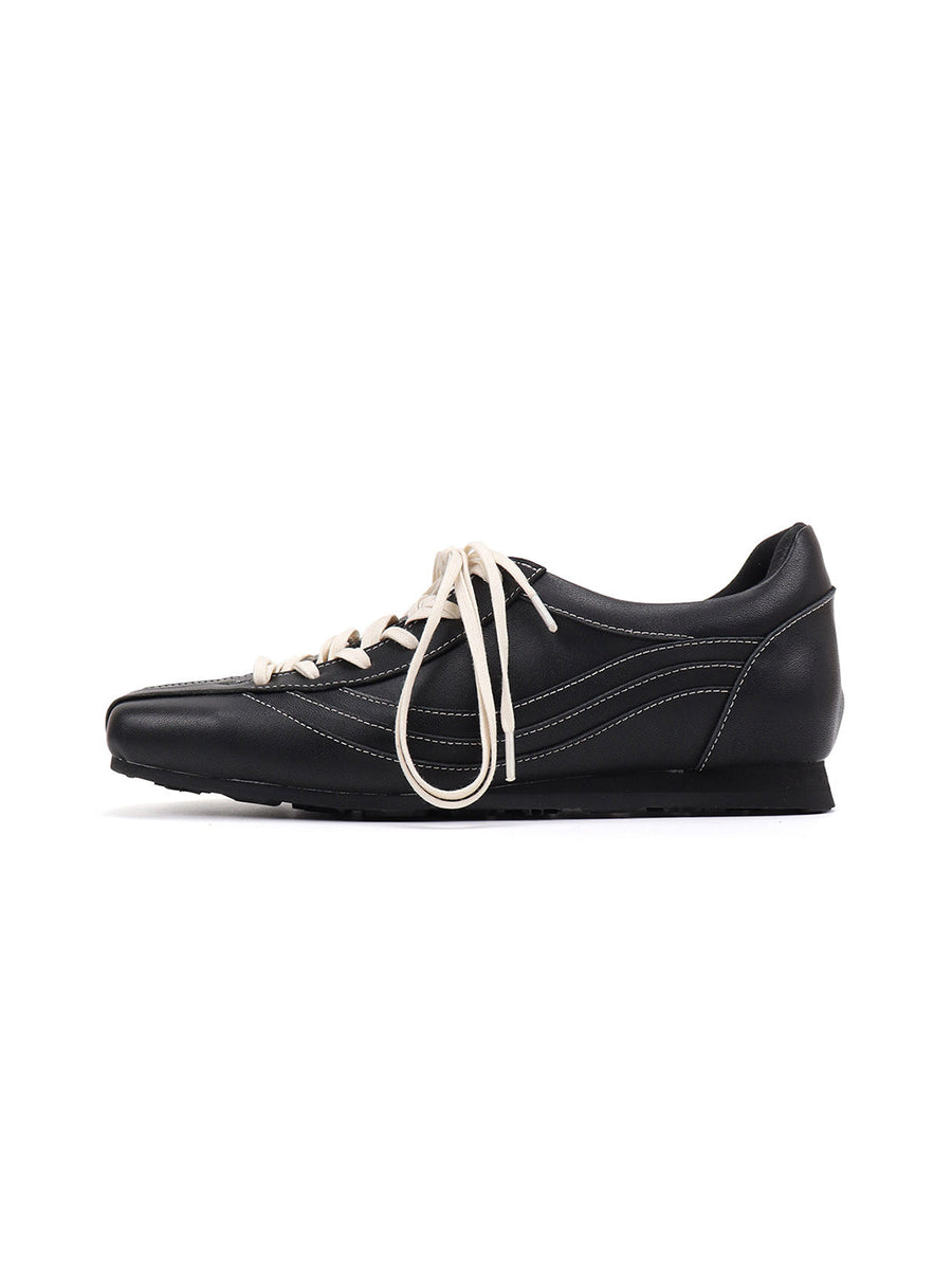Square-Toe Black Leather Retro Trainers