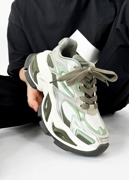 Gimmick design sharp silhouette tech style sneakers  HL3133