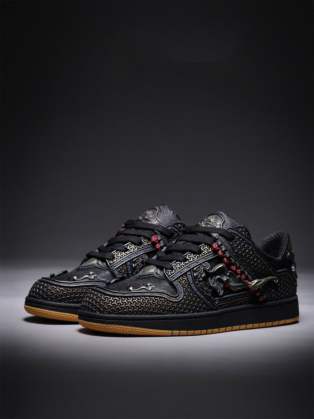 Black Dragon Embroidered Low-Top Sneakers