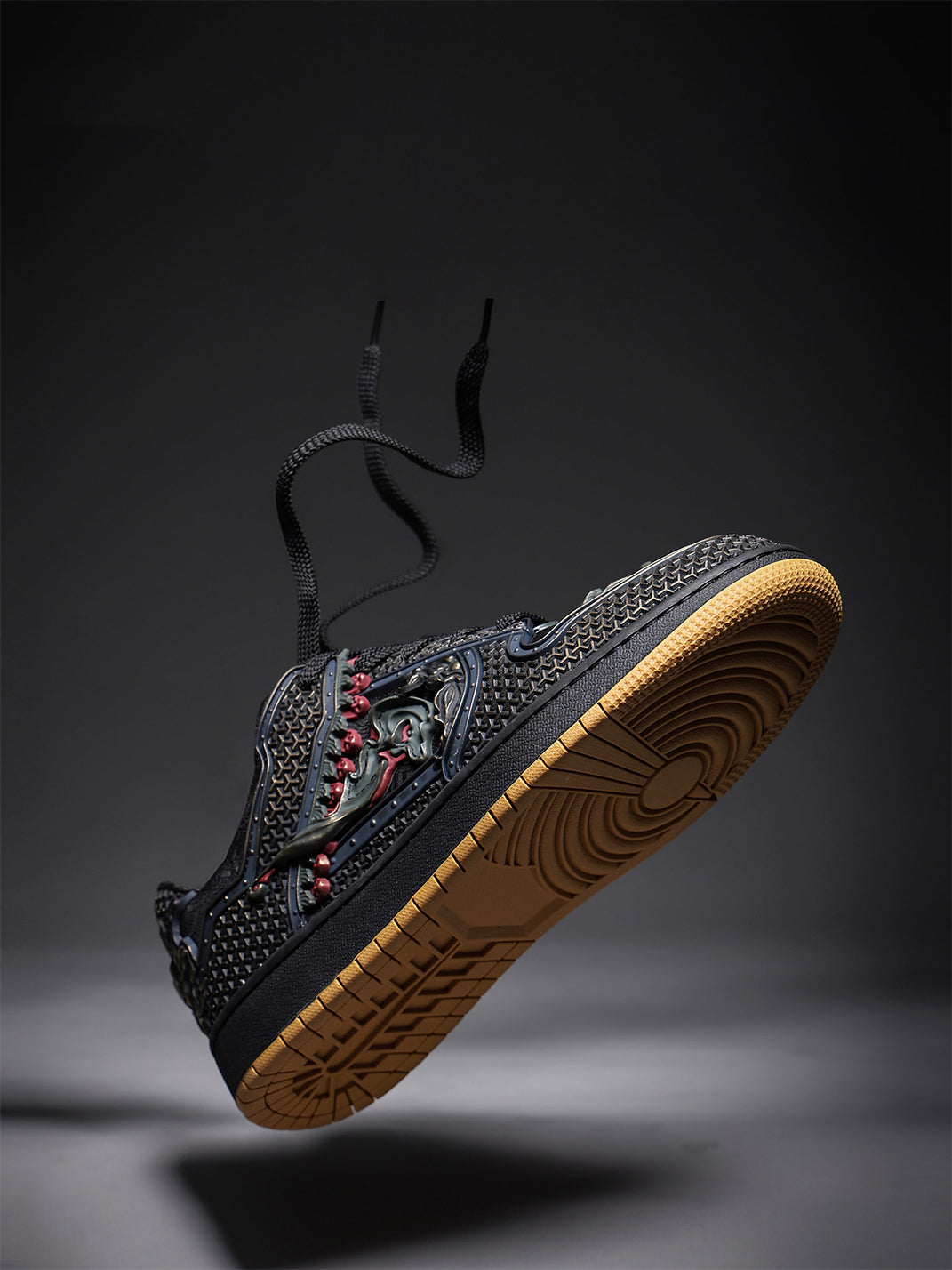 Black Dragon Embroidered Low-Top Sneakers