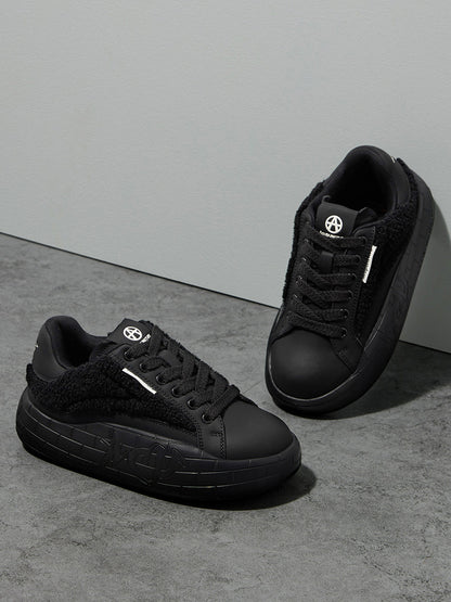 Black Fleece-Panel Platform Sneakers