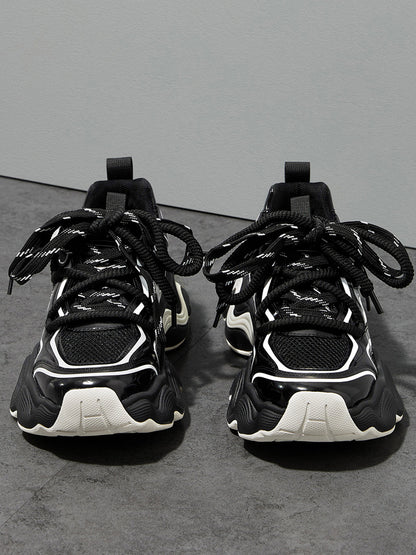 Black Wave-Sole Chunky Dad Sneakers