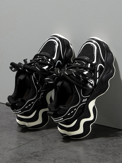 Black Wave-Sole Chunky Dad Sneakers