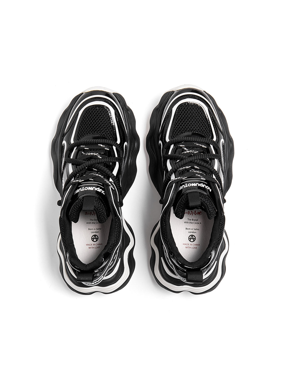 Black Wave-Sole Chunky Dad Sneakers