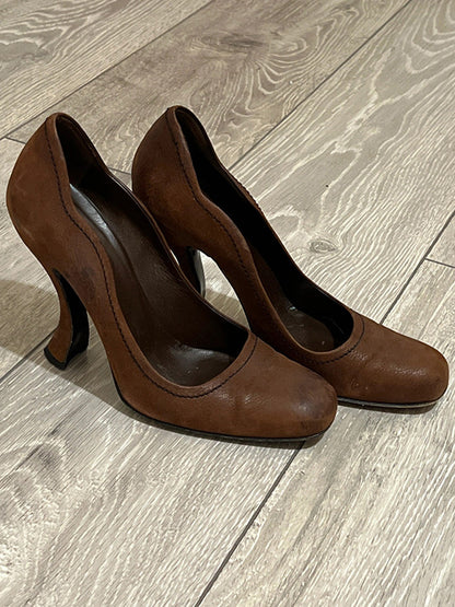 Brown Sculpted-Heel Round-Toe Pumps