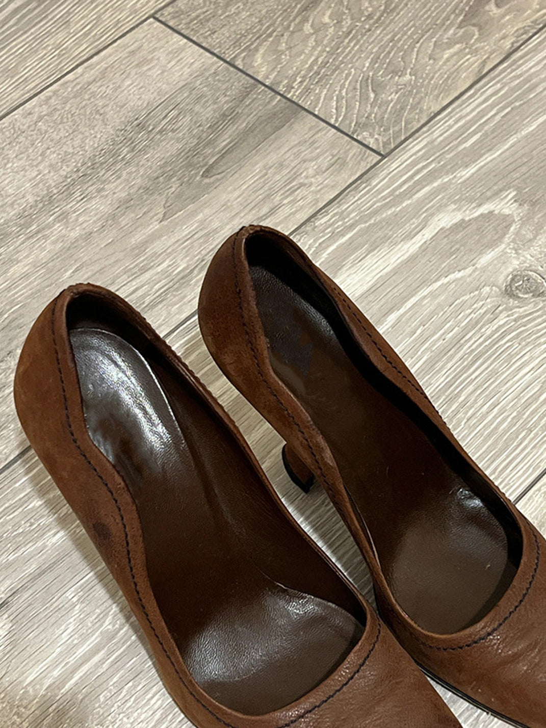 Brown Sculpted-Heel Round-Toe Pumps