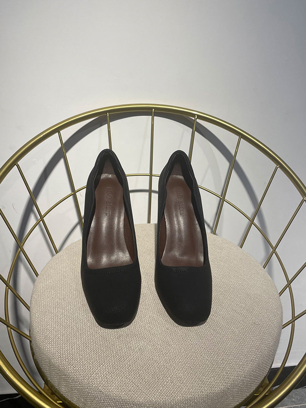 Brown Sculpted-Heel Round-Toe Pumps