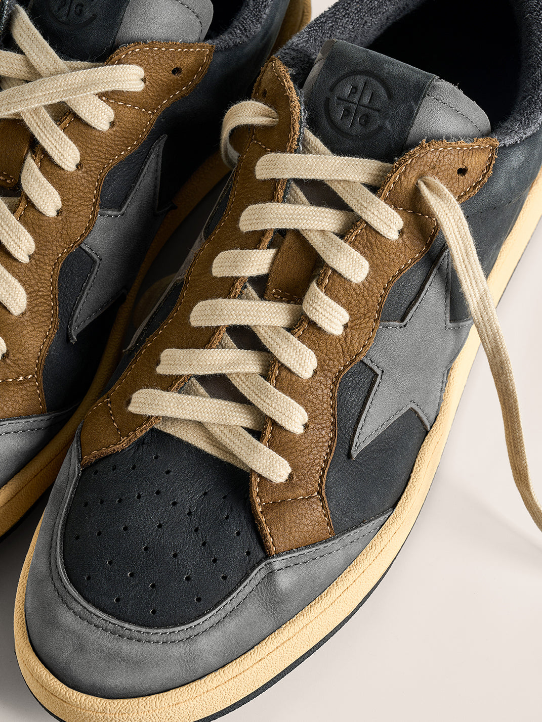 Brown Star Panel Retro Low-Top Sneakers