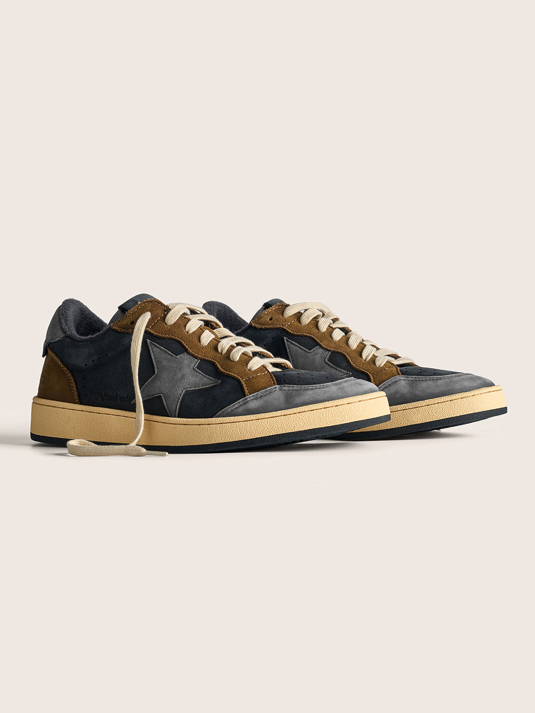 Brown Star Panel Retro Low-Top Sneakers