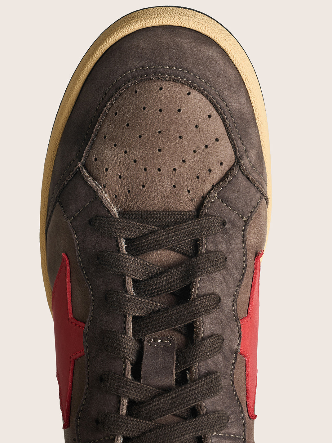 Brown Star Panel Retro Low-Top Sneakers