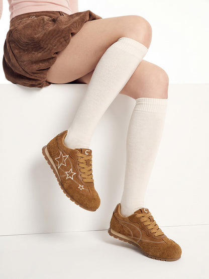 Camel Star-Embroidered Retro Low-Top Sneakers