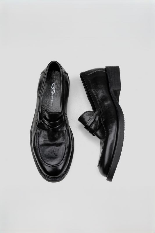 Low Profile Trainer Sneakers