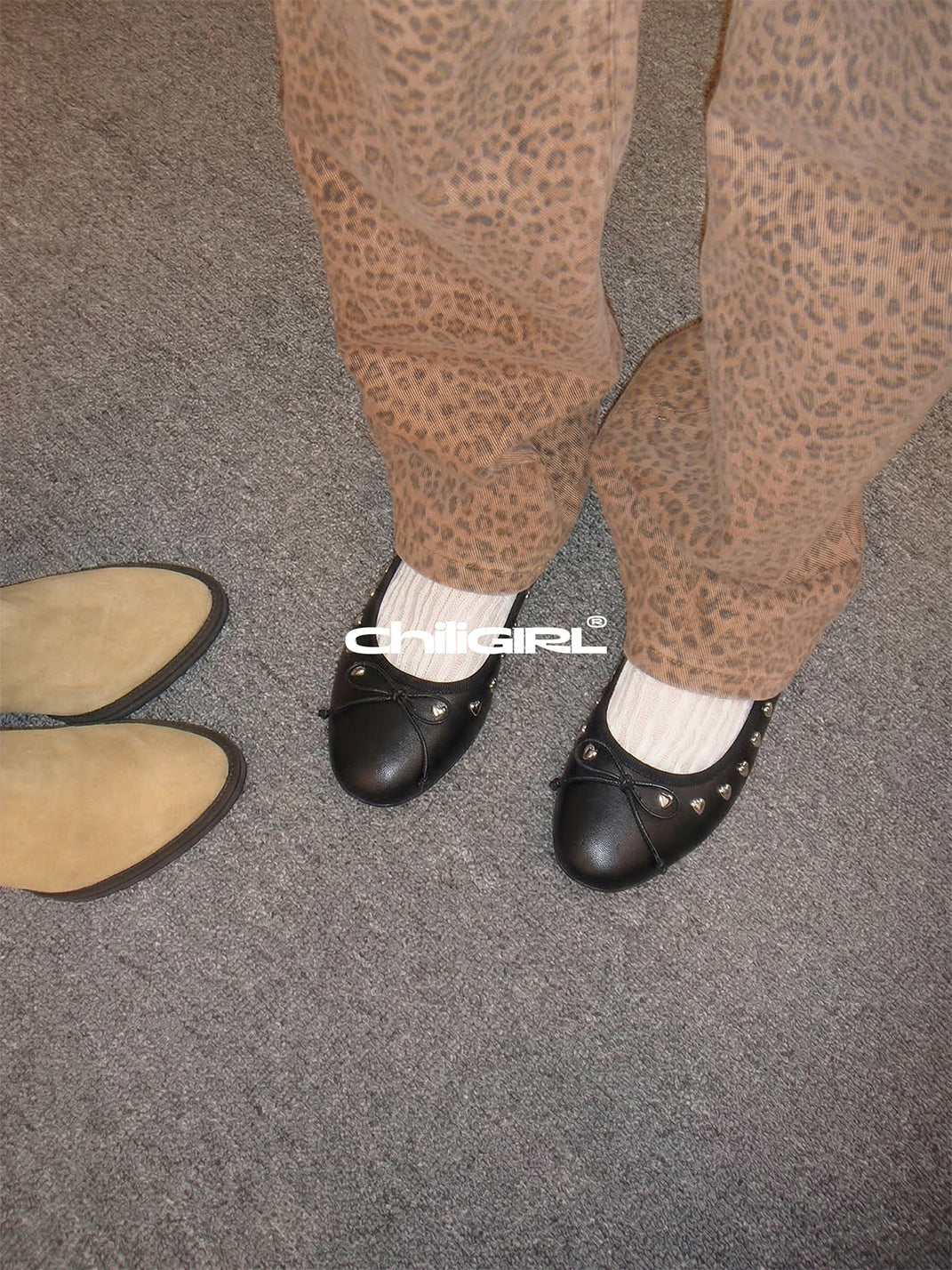 Heart-Rivet Bow Ballet Flats