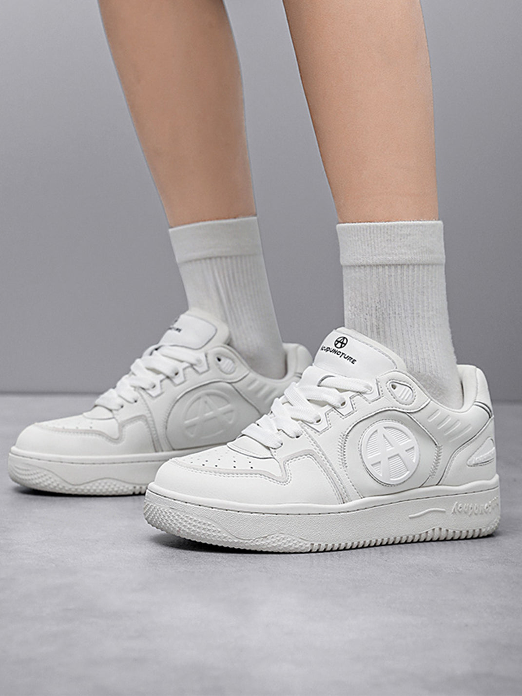 Circle-Logo Colorblock Skate Sneakers