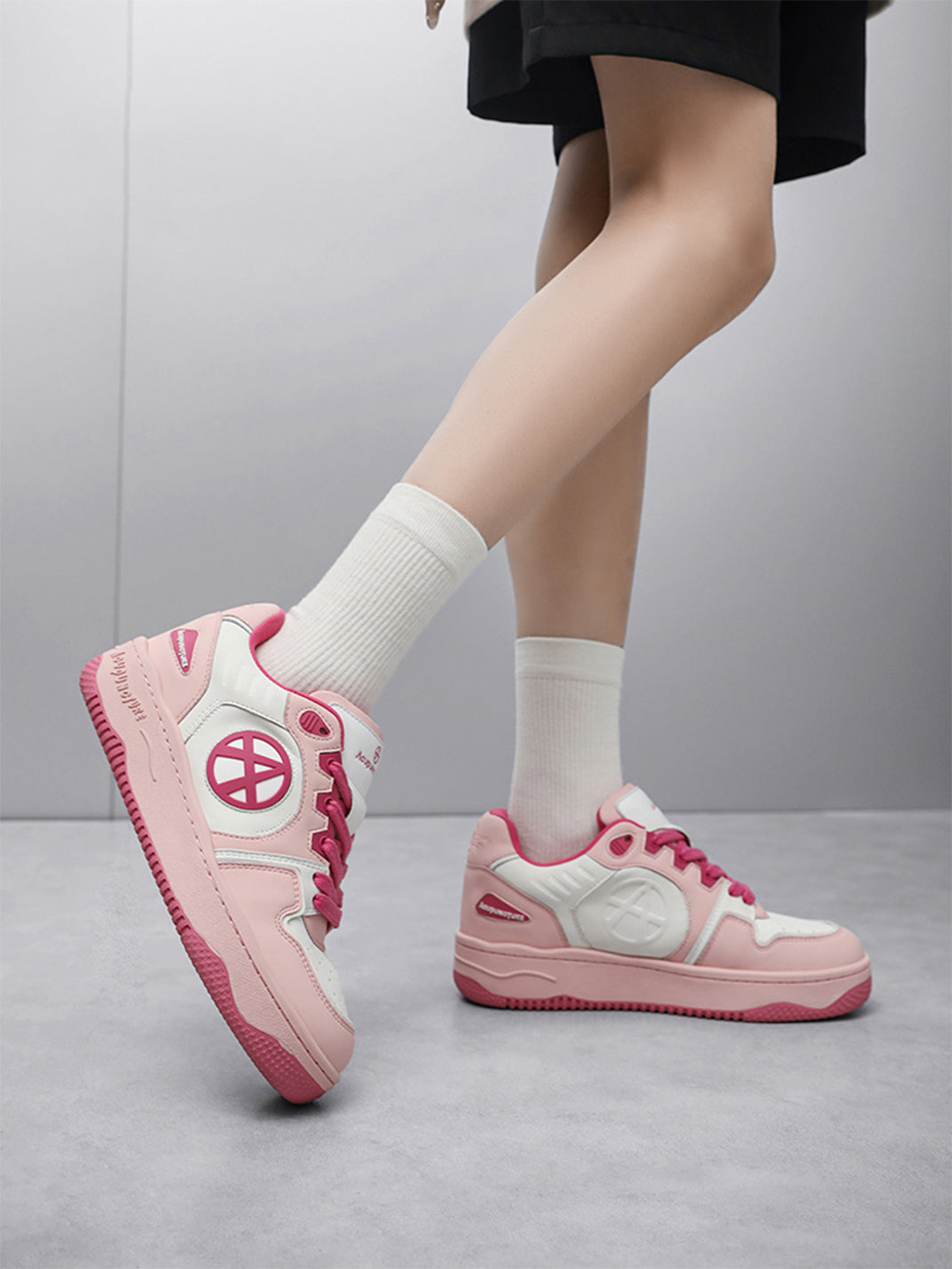 Circle-Logo Colorblock Skate Sneakers
