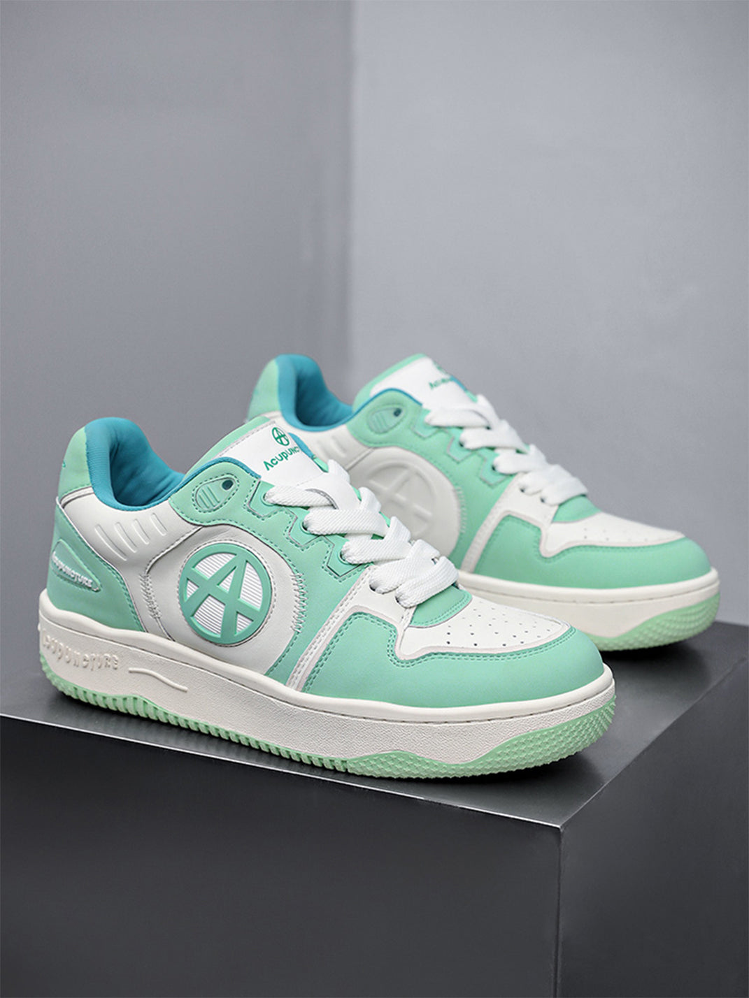 Circle-Logo Colorblock Skate Sneakers