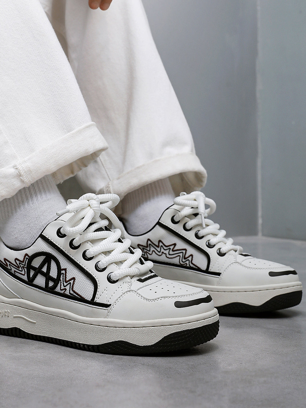 Colorblock Graphic Skate Sneakers