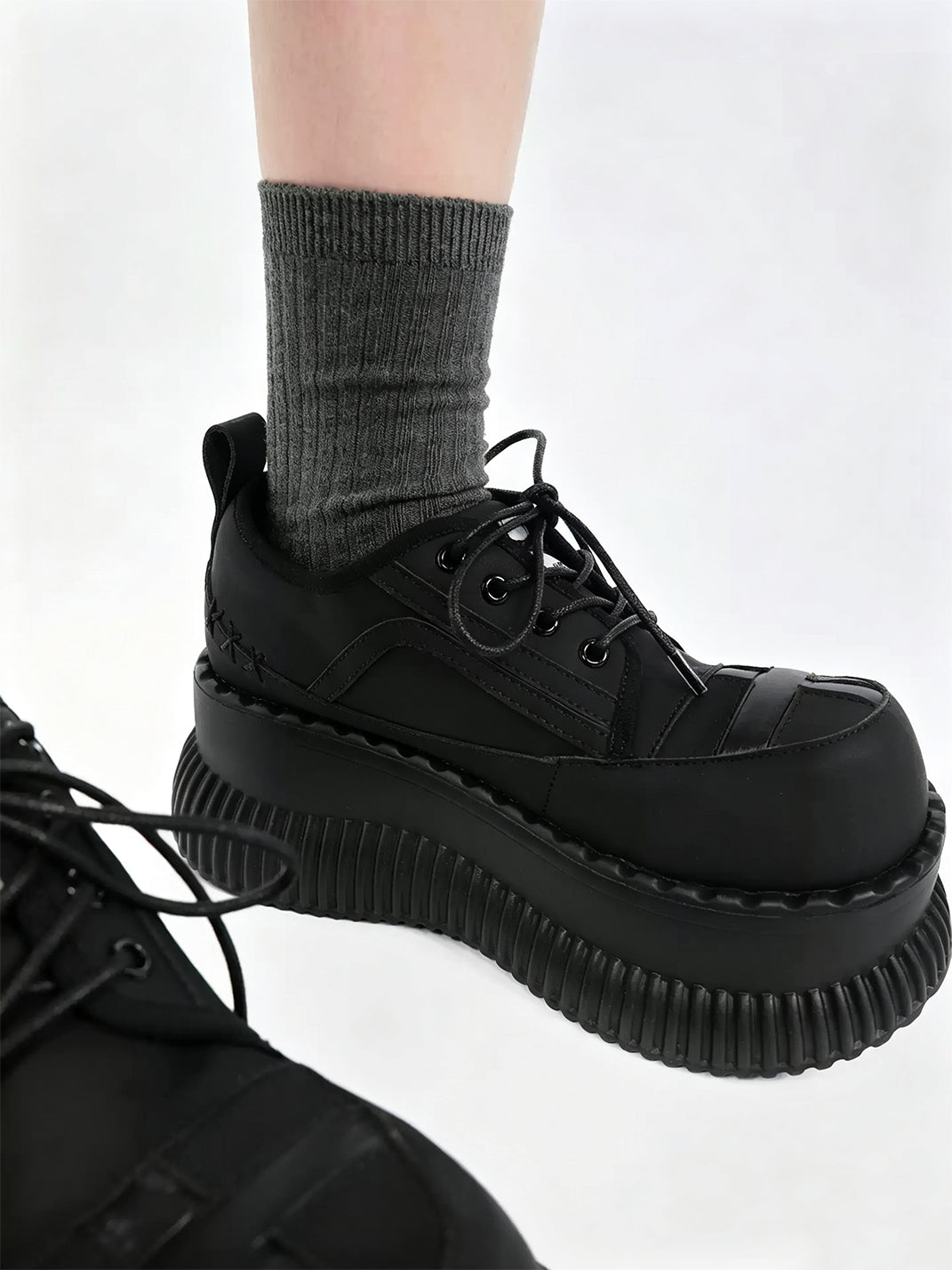 Cross-Toe Chunky Platform Lace-Up Shoes