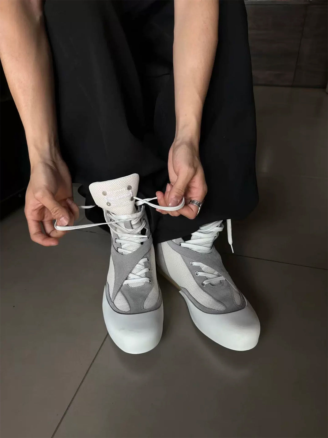 Metallic Mesh Low-Sole Boxing Boots