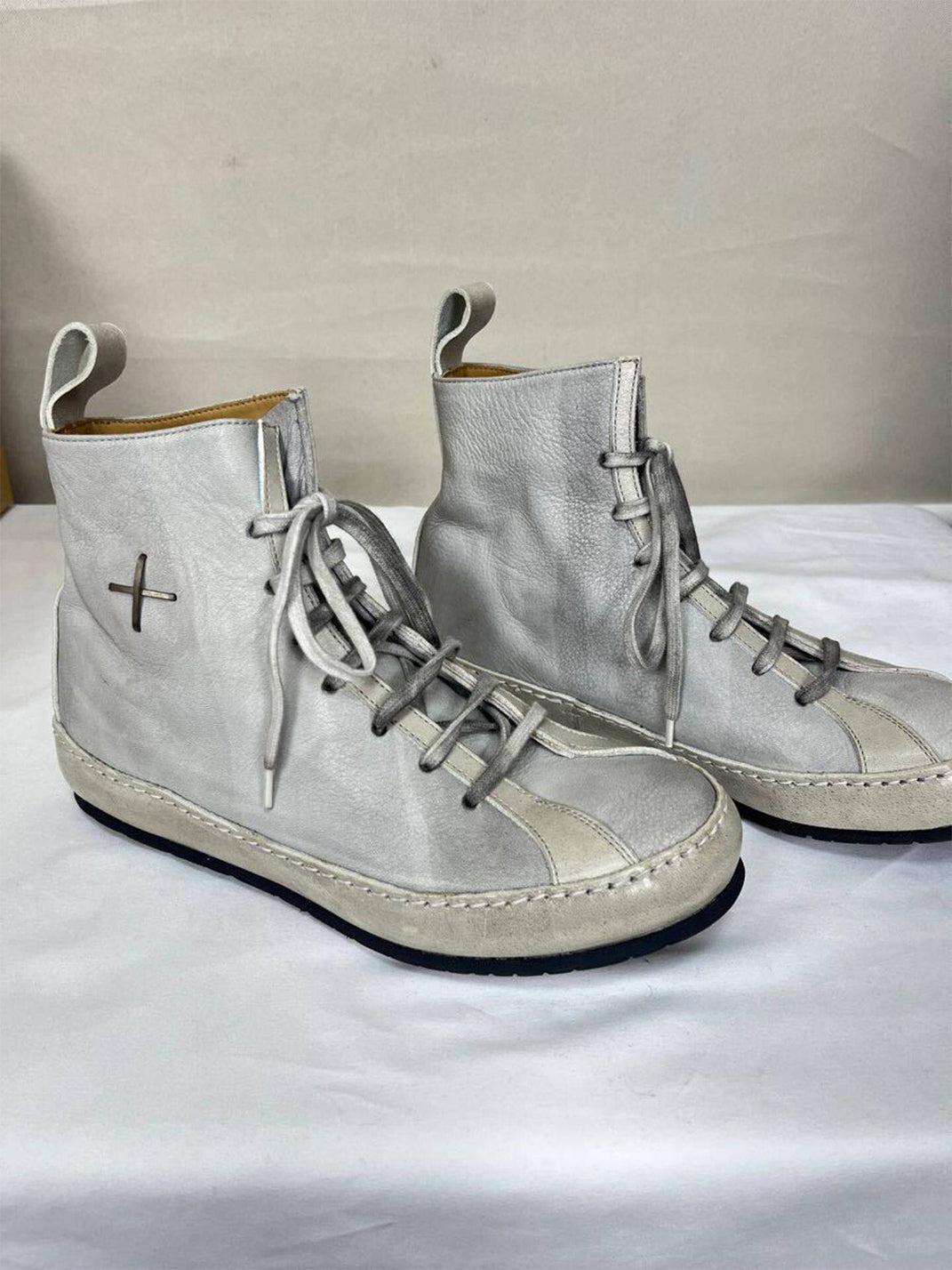 Metallic Pointed-Toe Lace-Up Boots