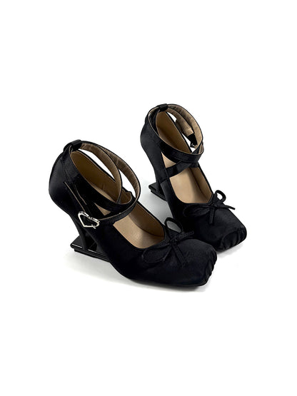 Bow-Strap Sculptural 9cm Satin Pumps