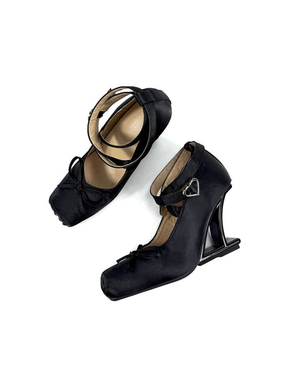 Bow-Strap Sculptural 9cm Satin Pumps
