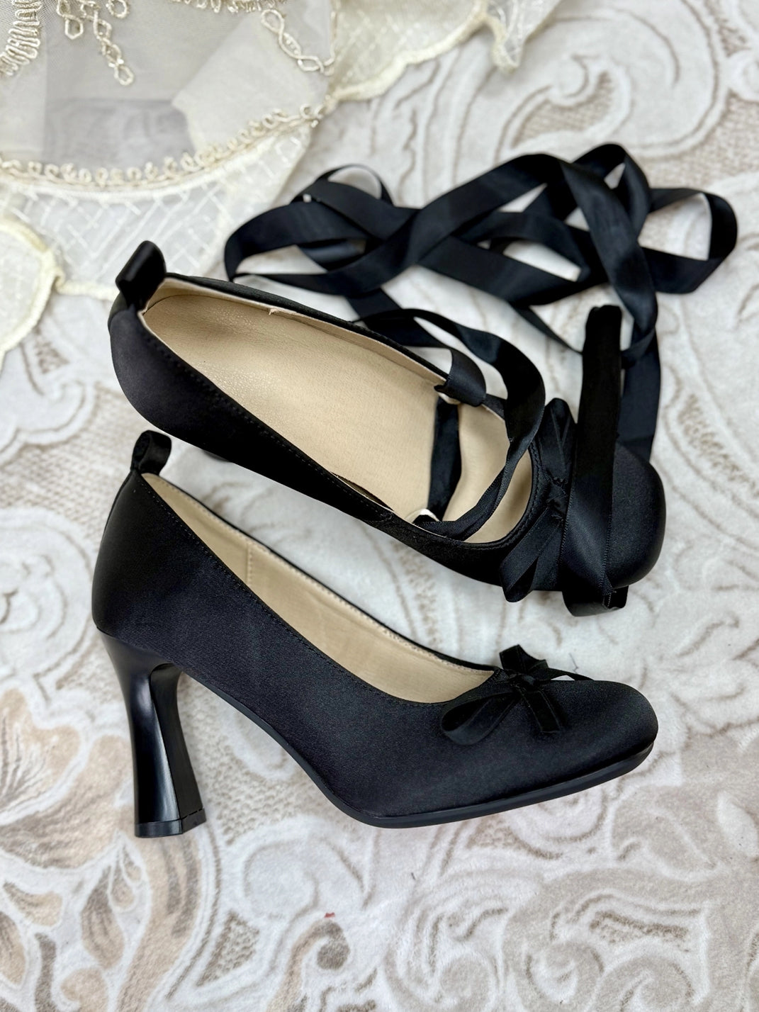 Ribbon-Lace Satin 9cm Bow Pumps