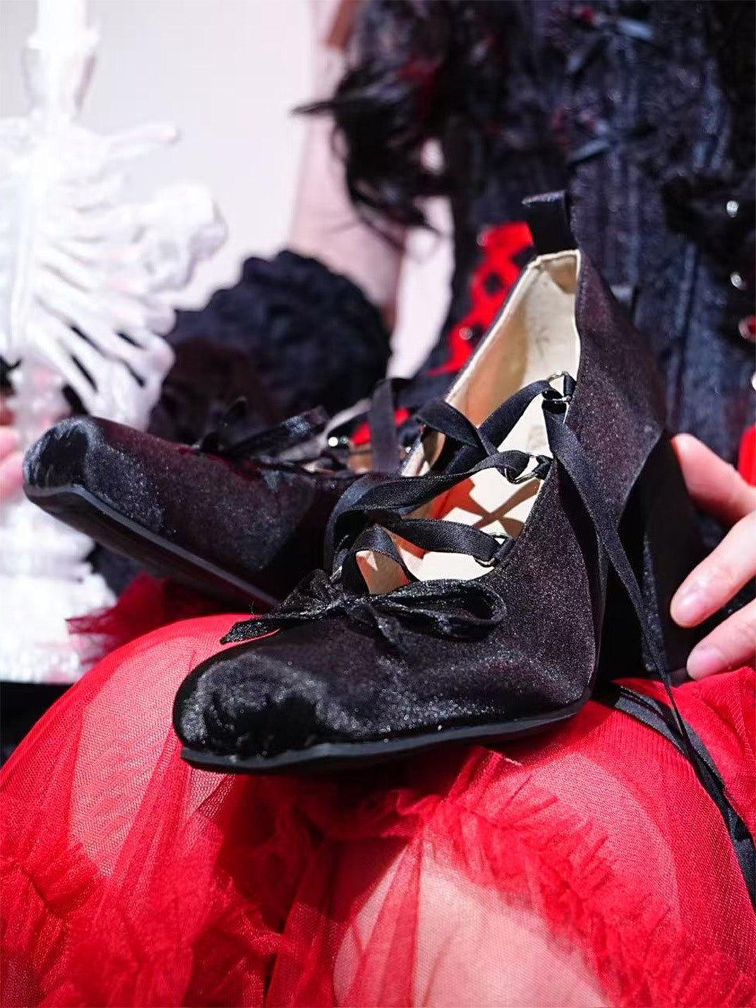 Bow-Tied Satin 9 cm Mary Jane Pumps