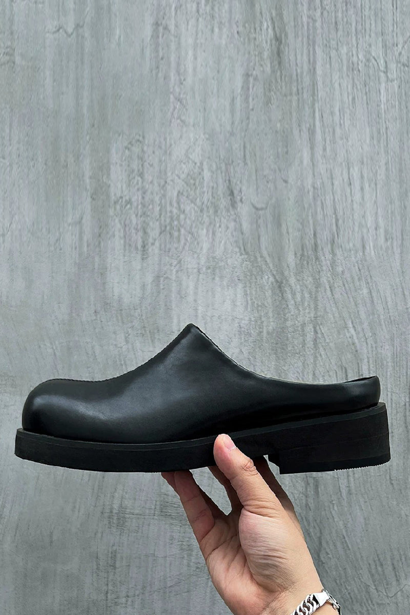 Cut-Line Leather Clog Mules - EU Only