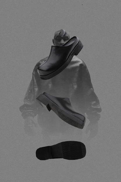 Cut-Line Leather Clog Mules - EU Only