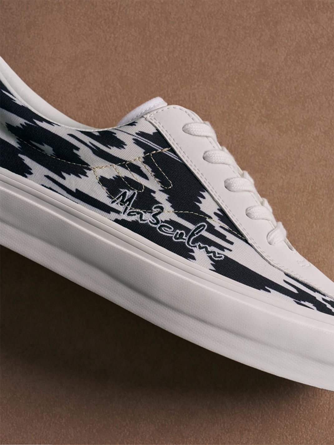 Dreamers Ink-Print Canvas Skate Shoes