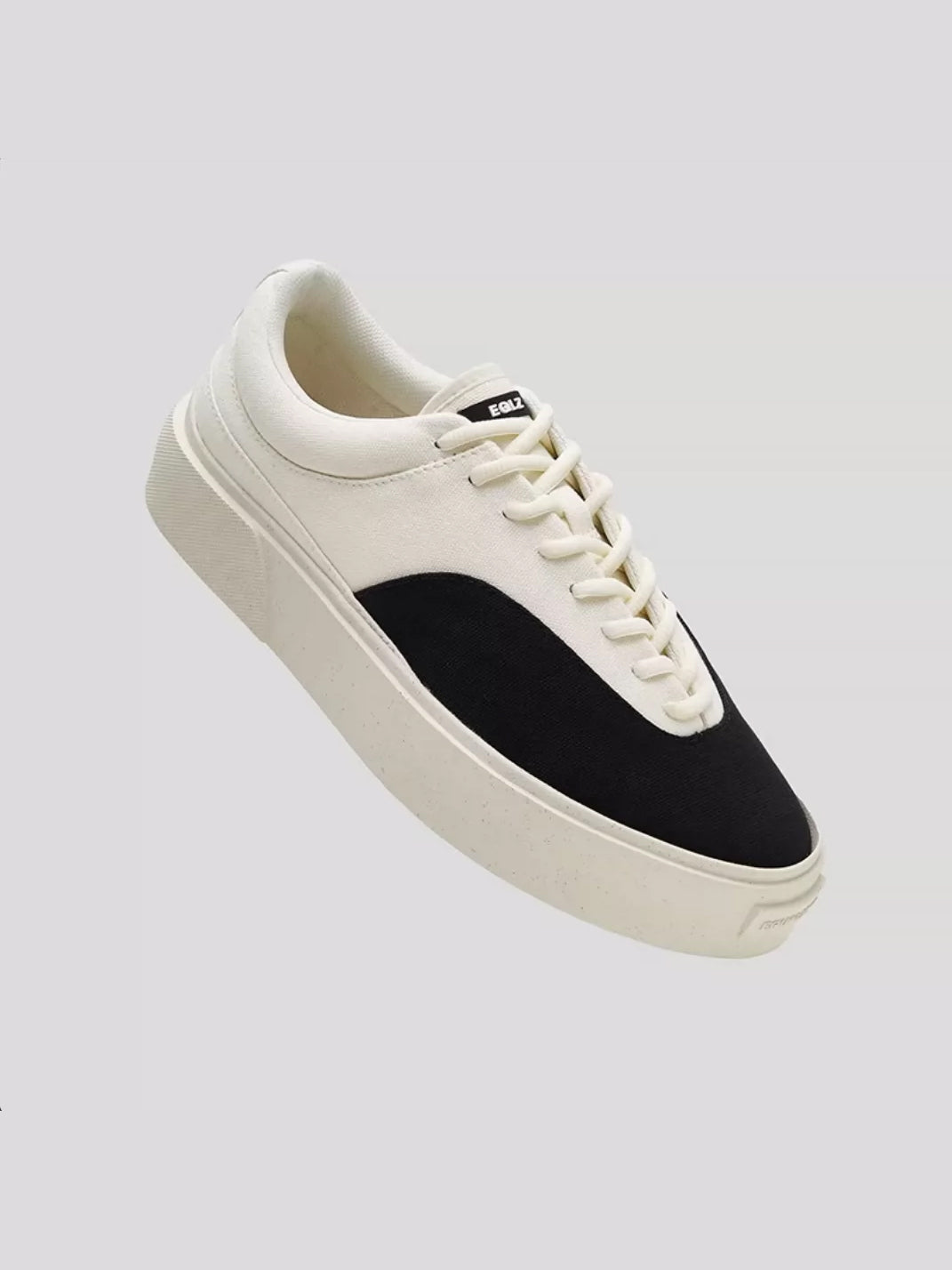 Two-Tone Platform Canvas Skate Shoes