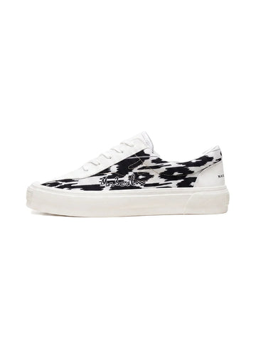 Etles Graphic Low-Top Skate Shoes