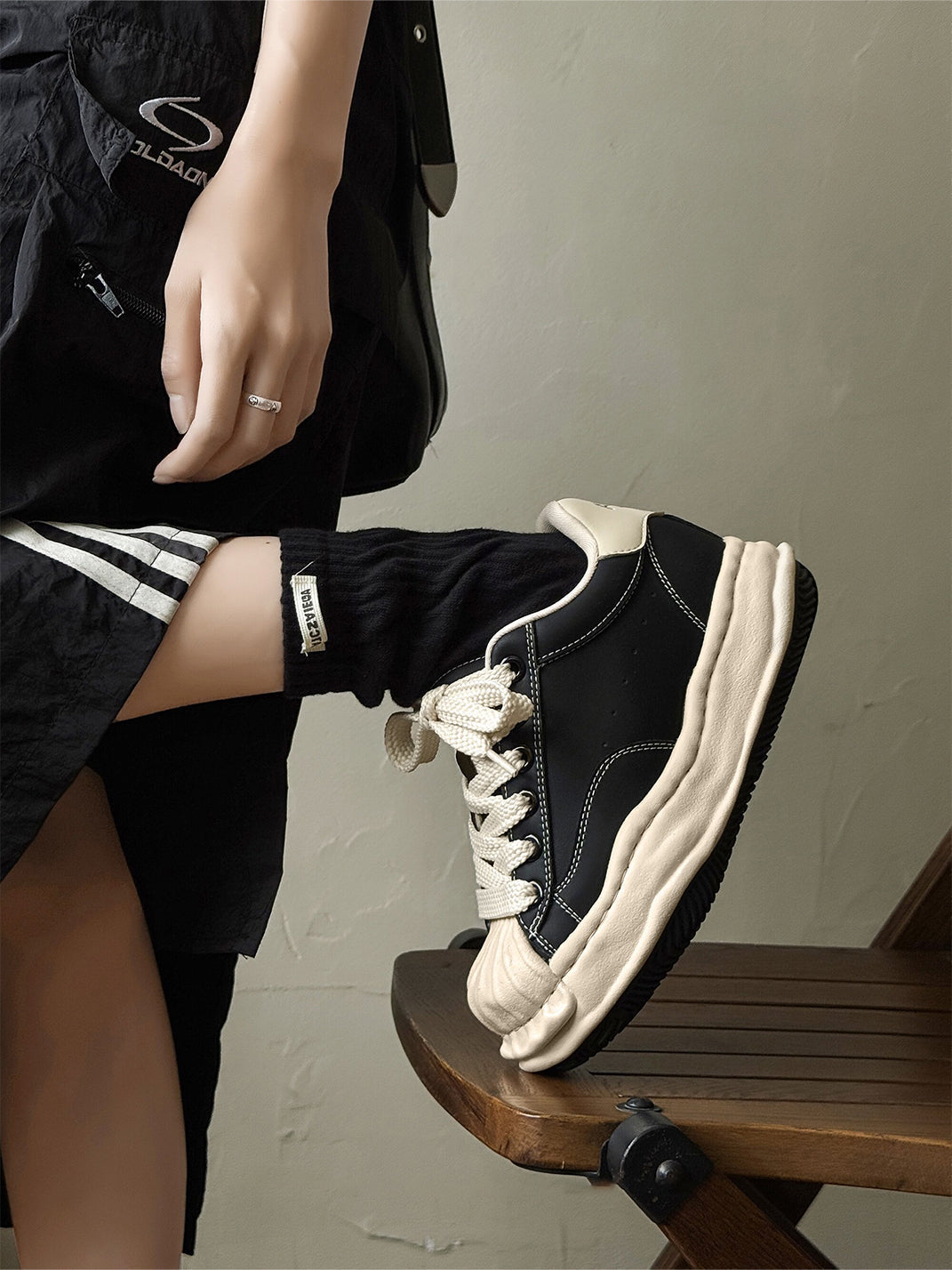 Distressed 7CM Platform Court Sneakers