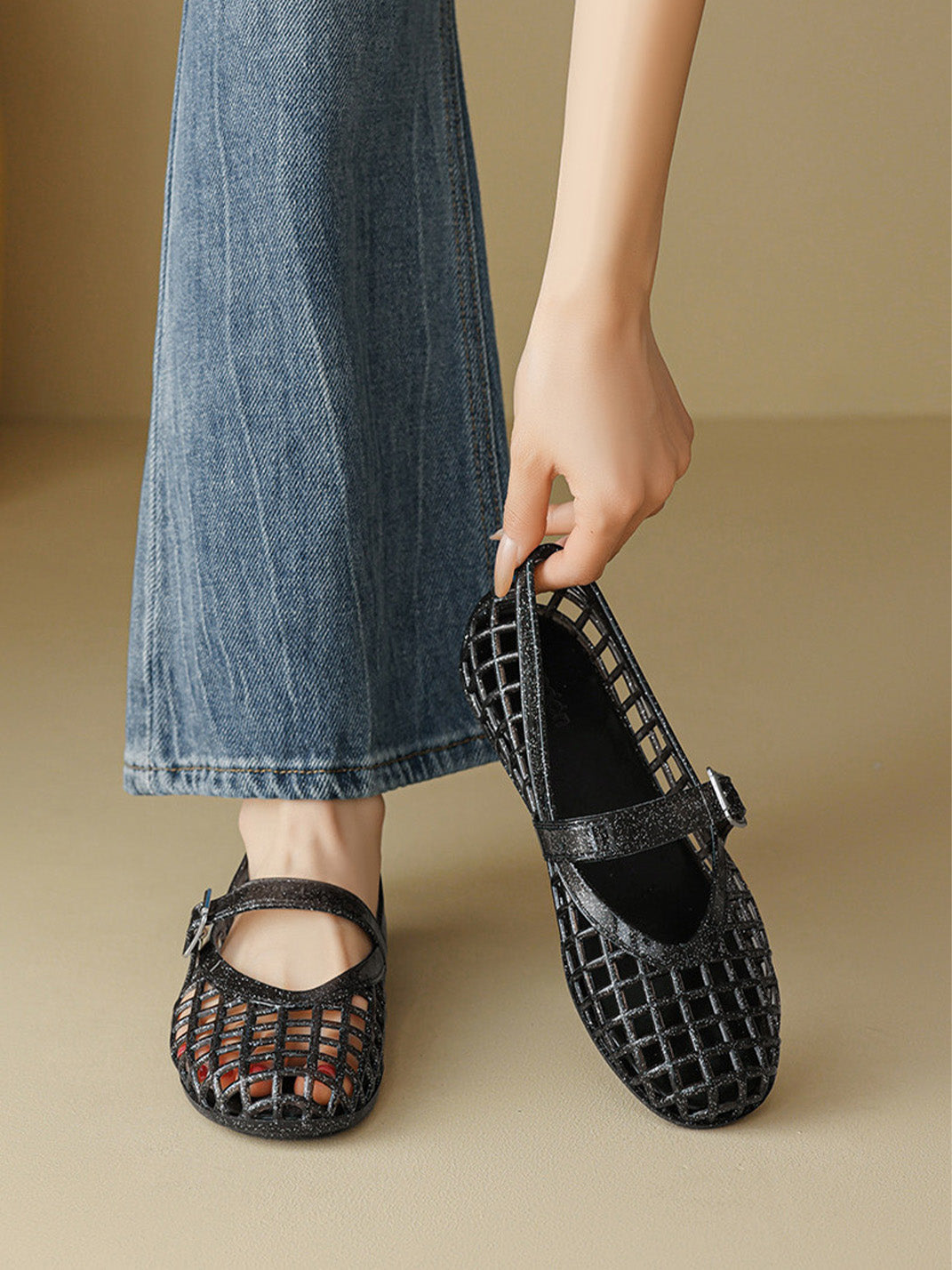 Glitter Caged Mary Jane Jelly Flats