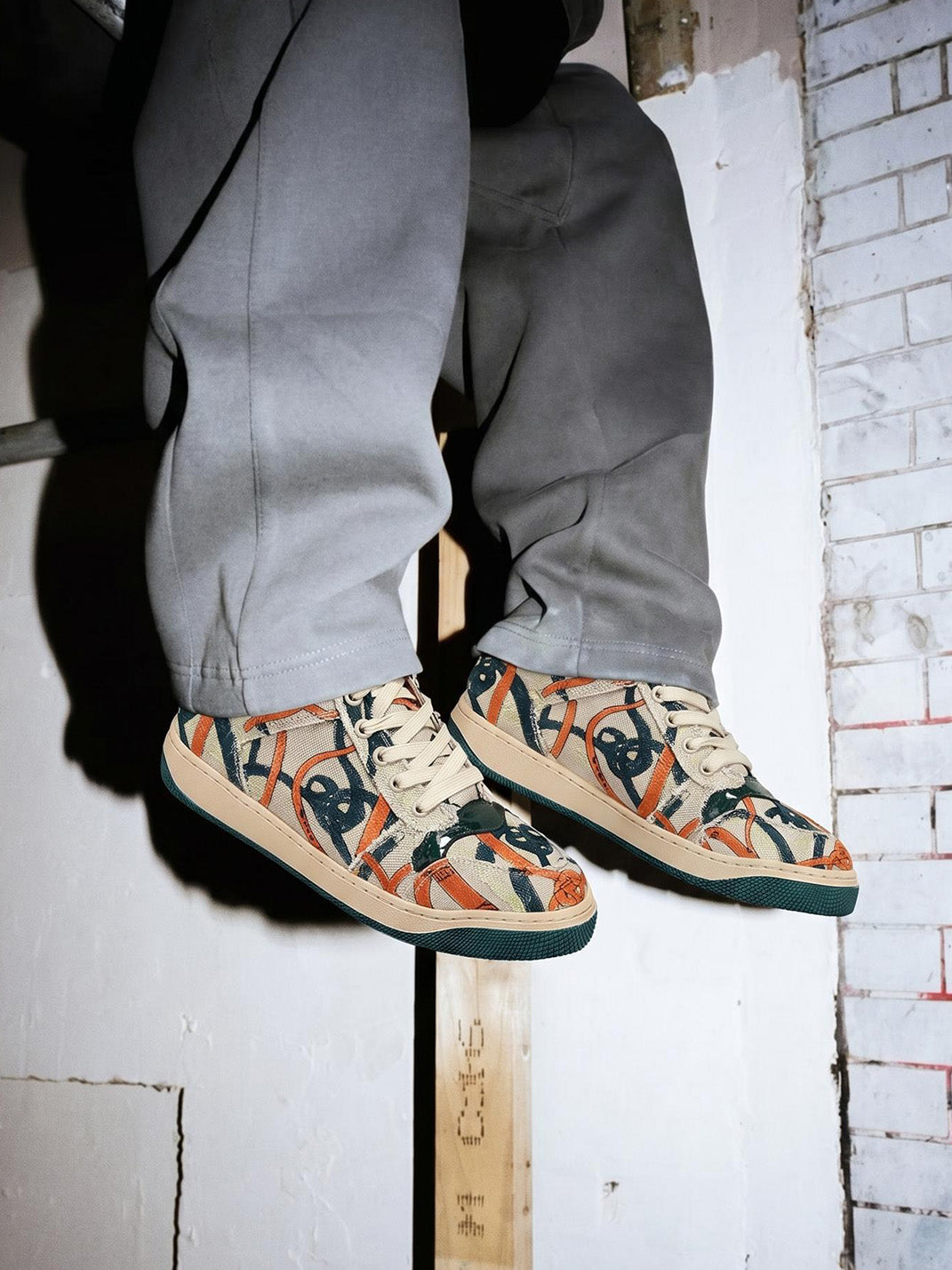 Green Graffiti Canvas Low-Top Sneakers