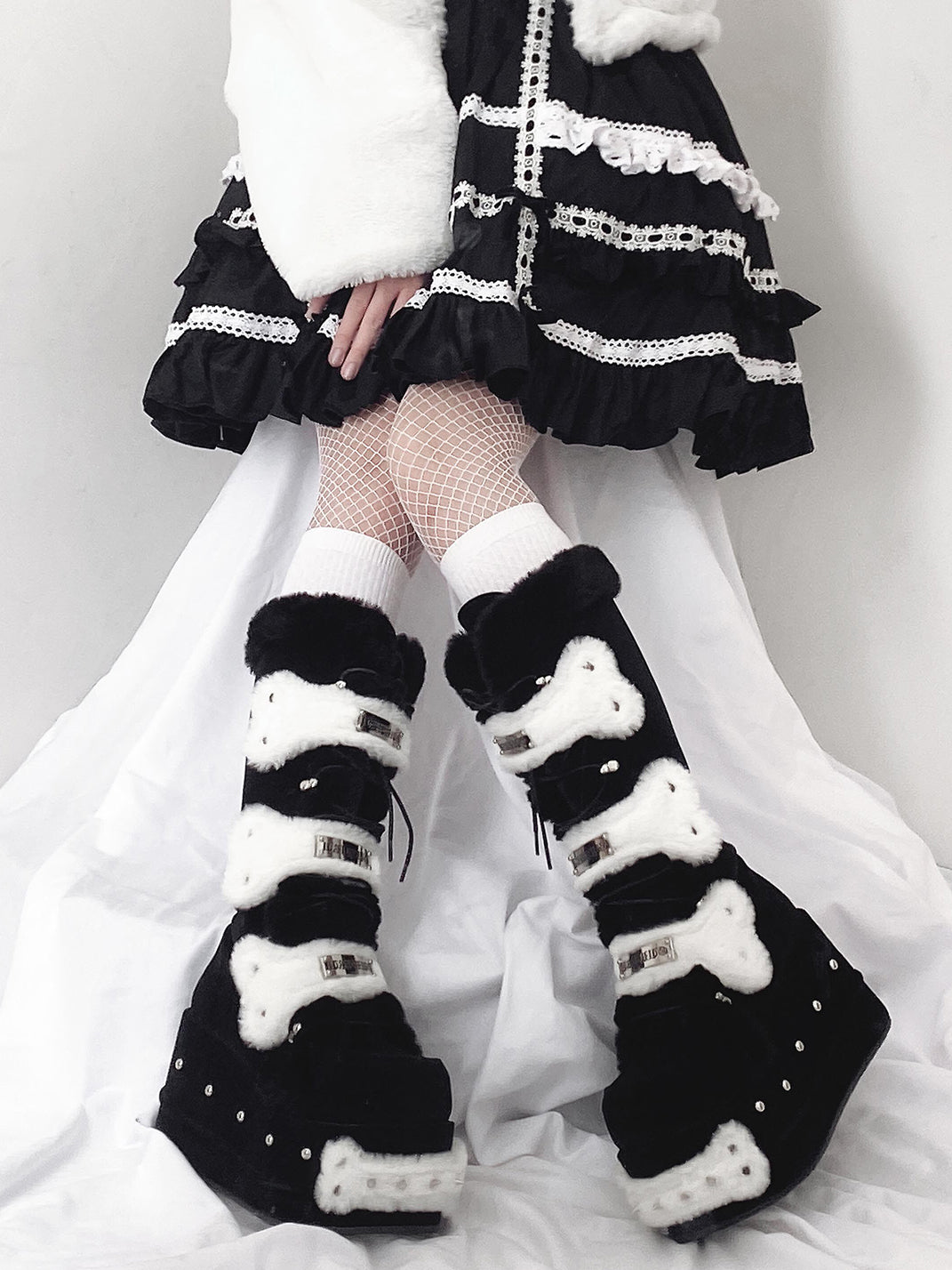 Black Bear-Applique Faux-Fur Platform Boots