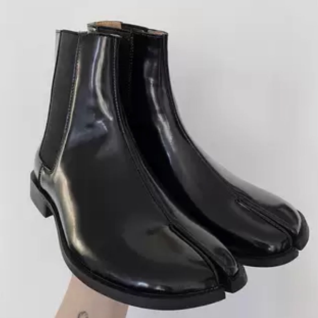 Enamel socks boots