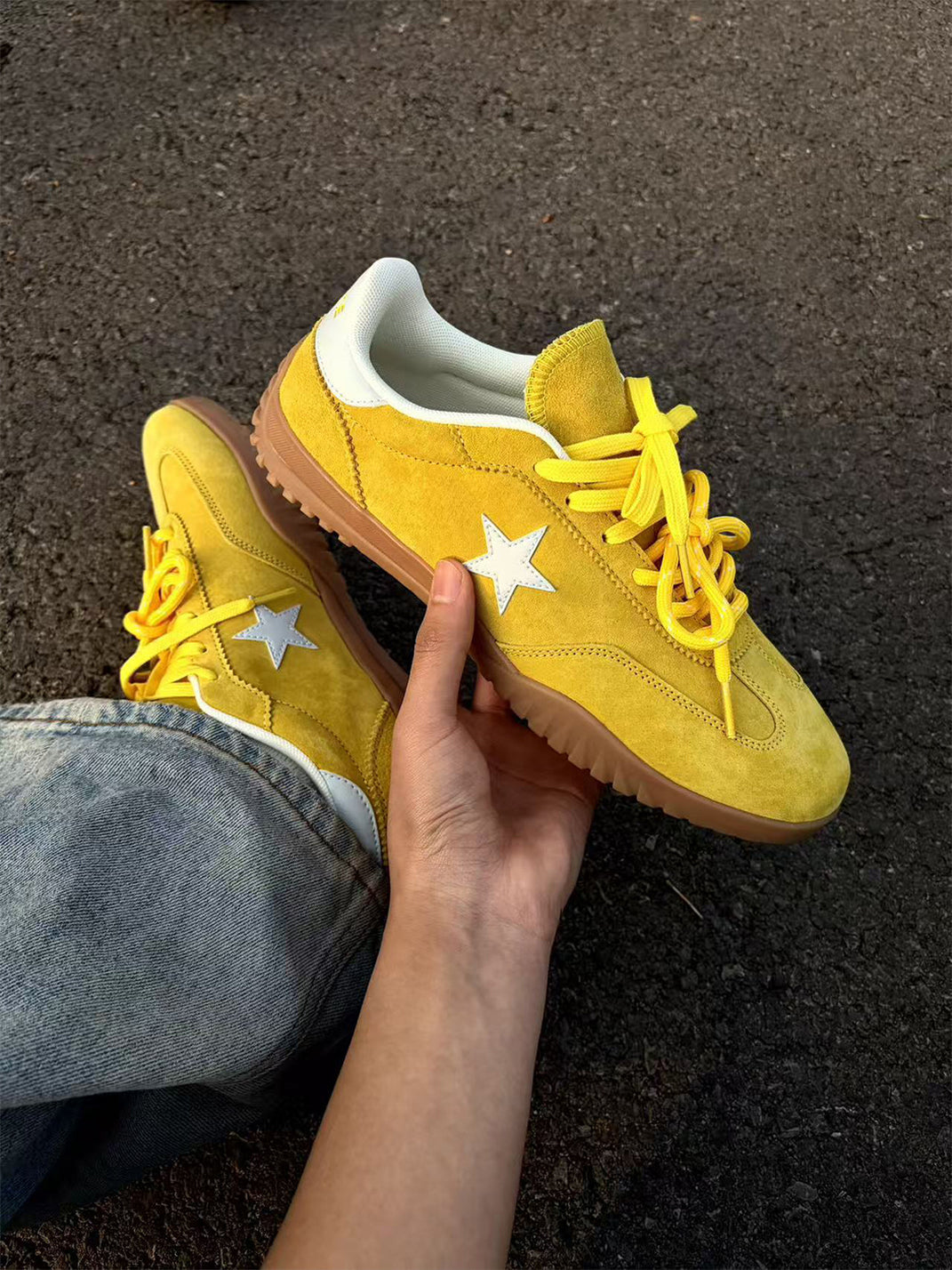 Star-Embroidered Yellow Suede Trainers