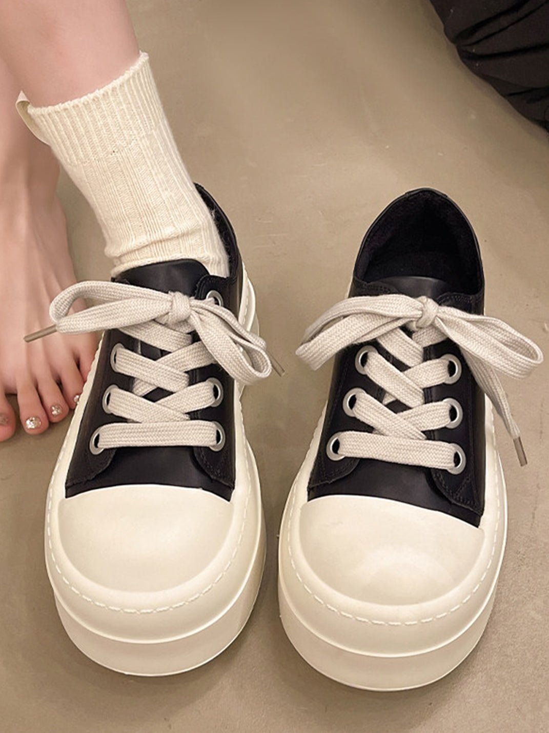 Oversized-Toe High-Low Platform Trainers